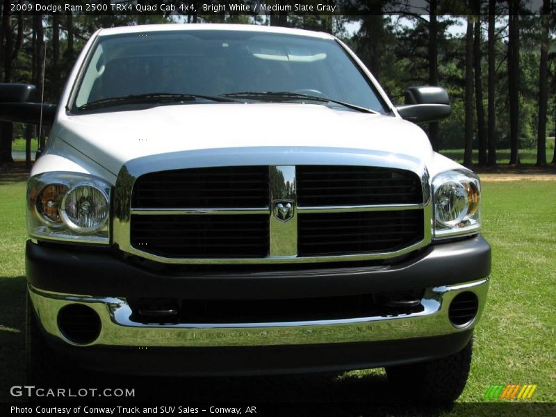 Bright White / Medium Slate Gray 2009 Dodge Ram 2500 TRX4 Quad Cab 4x4