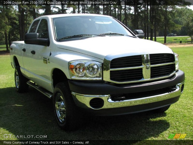 Bright White / Medium Slate Gray 2009 Dodge Ram 2500 TRX4 Quad Cab 4x4