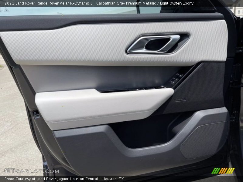 Carpathian Gray Premium Metallic / Light Oyster/Ebony 2021 Land Rover Range Rover Velar R-Dynamic S