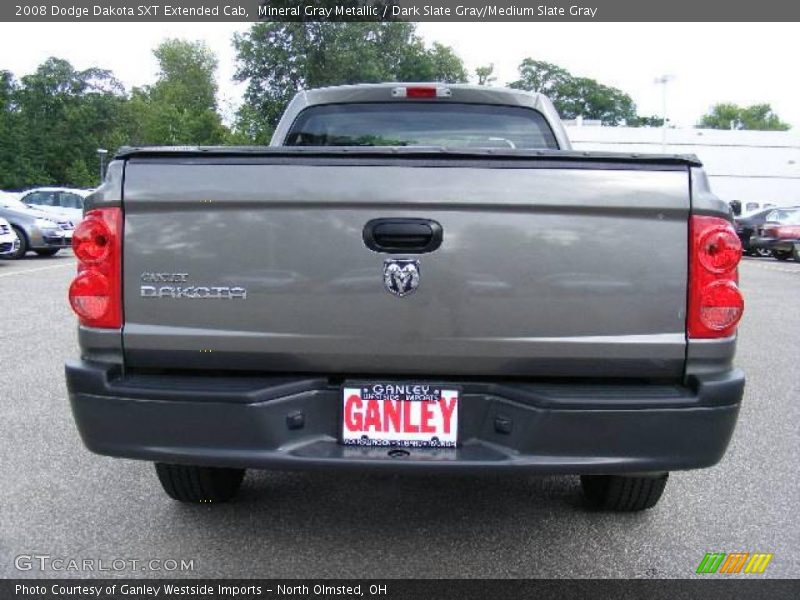Mineral Gray Metallic / Dark Slate Gray/Medium Slate Gray 2008 Dodge Dakota SXT Extended Cab