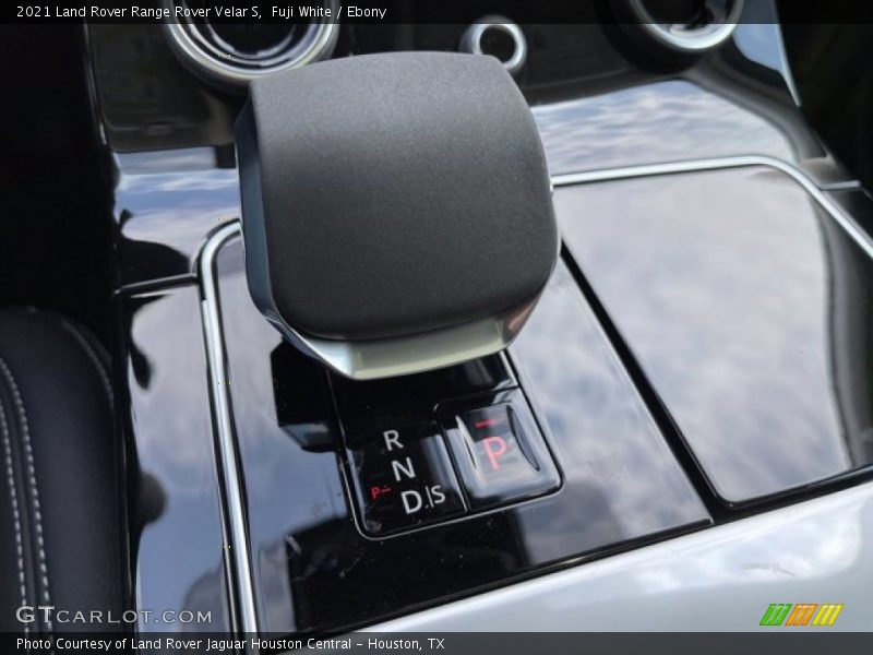Fuji White / Ebony 2021 Land Rover Range Rover Velar S