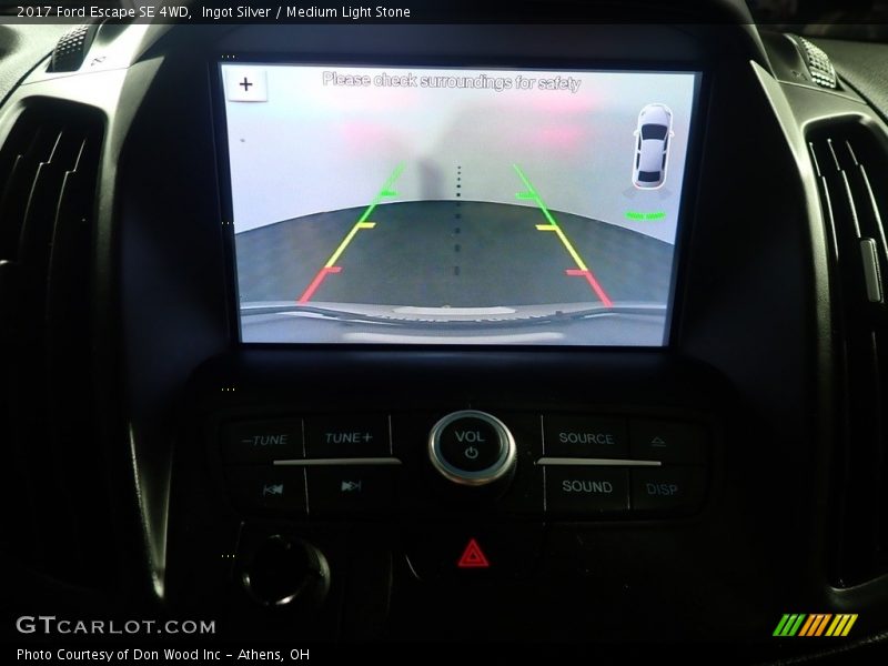 Ingot Silver / Medium Light Stone 2017 Ford Escape SE 4WD