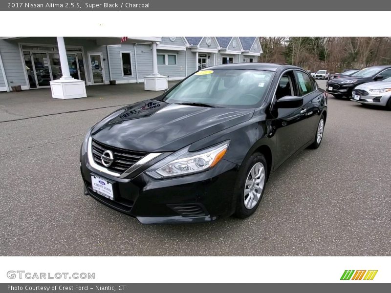 Super Black / Charcoal 2017 Nissan Altima 2.5 S