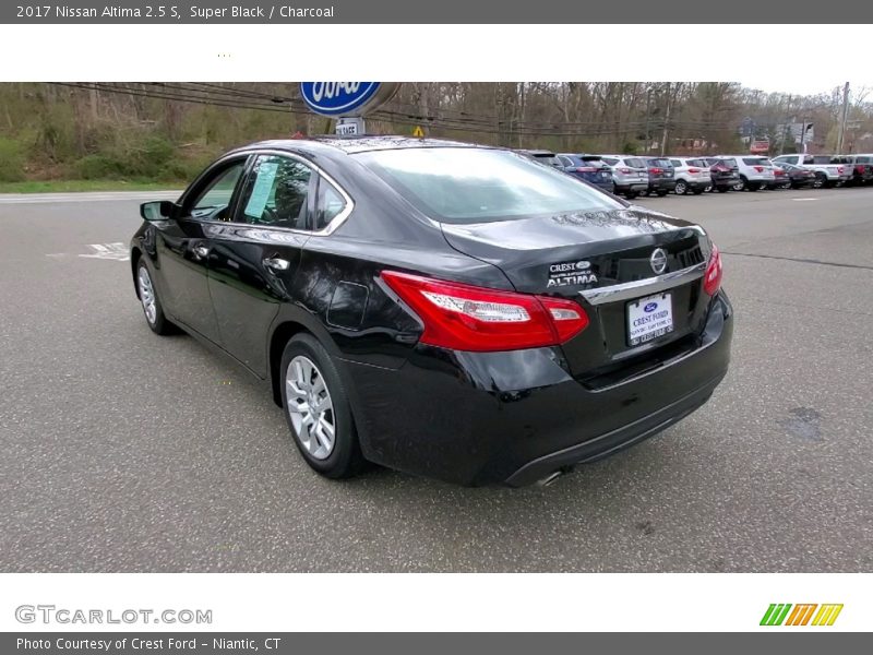Super Black / Charcoal 2017 Nissan Altima 2.5 S