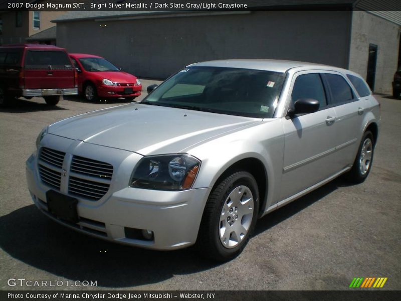 Bright Silver Metallic / Dark Slate Gray/Light Graystone 2007 Dodge Magnum SXT