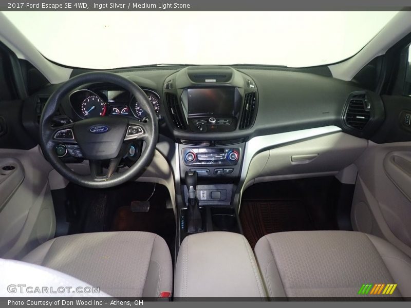 Ingot Silver / Medium Light Stone 2017 Ford Escape SE 4WD
