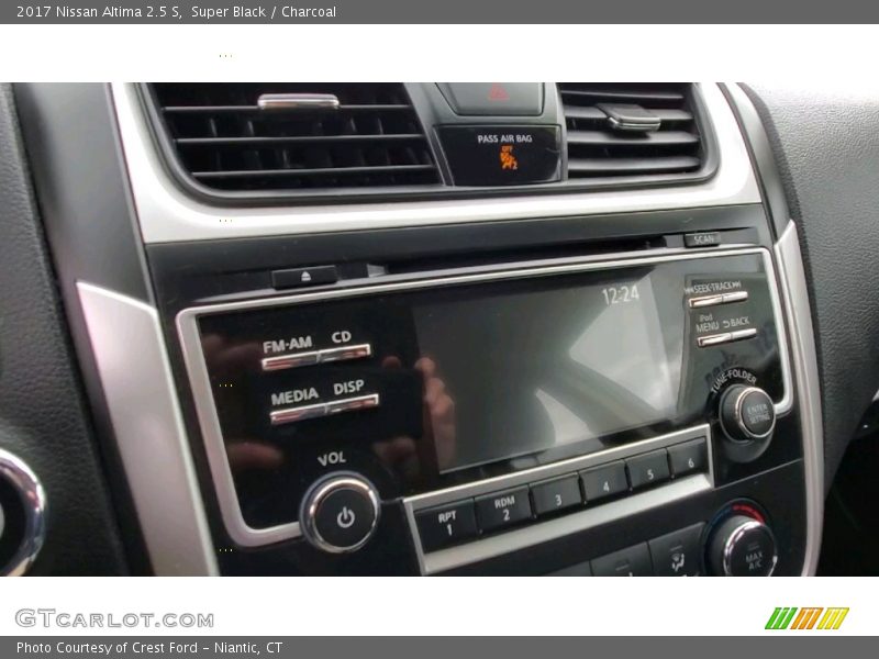 Super Black / Charcoal 2017 Nissan Altima 2.5 S