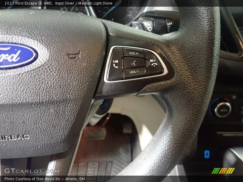 Ingot Silver / Medium Light Stone 2017 Ford Escape SE 4WD