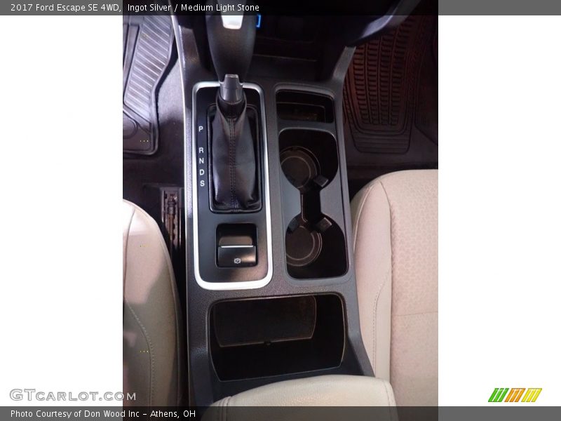 Ingot Silver / Medium Light Stone 2017 Ford Escape SE 4WD