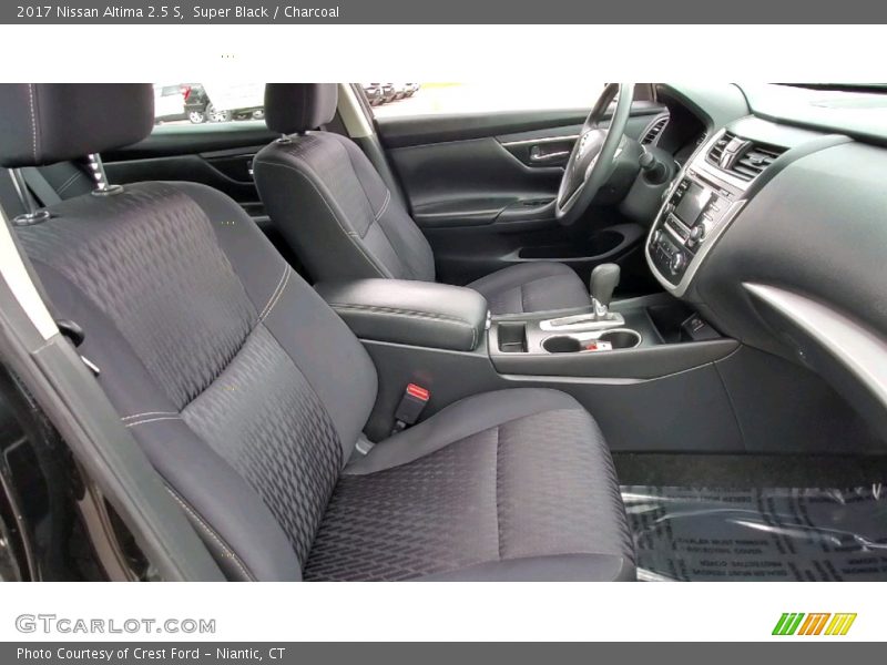 Super Black / Charcoal 2017 Nissan Altima 2.5 S