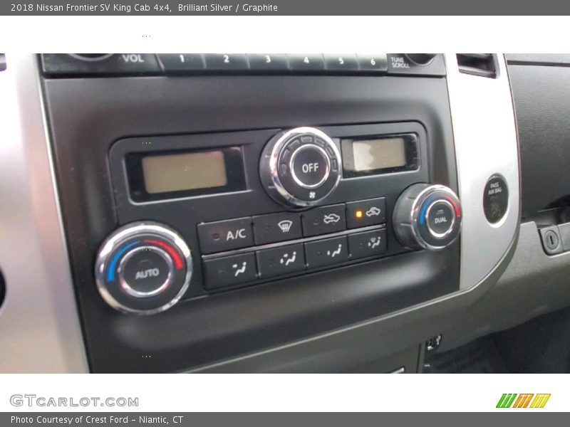Brilliant Silver / Graphite 2018 Nissan Frontier SV King Cab 4x4