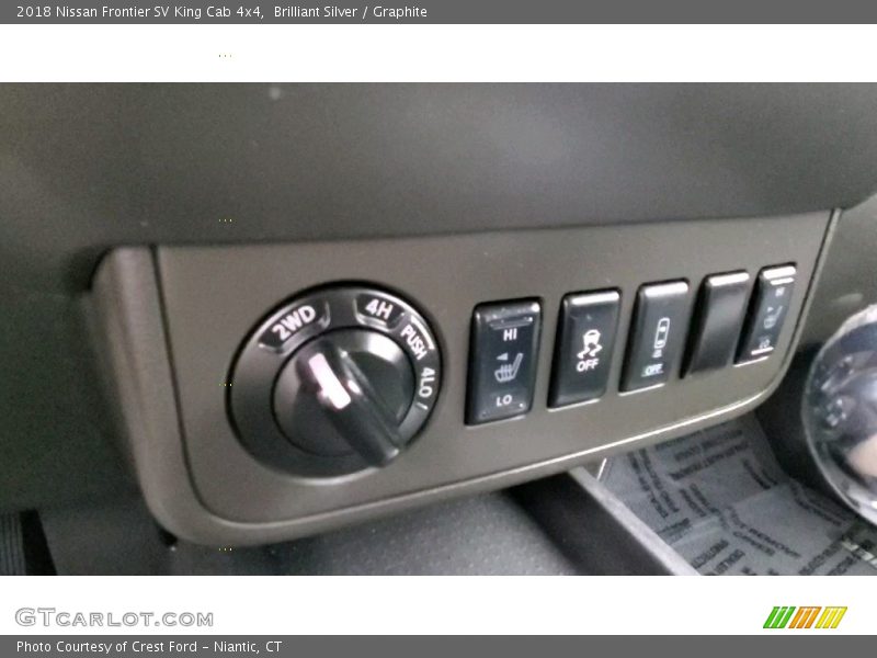 Brilliant Silver / Graphite 2018 Nissan Frontier SV King Cab 4x4