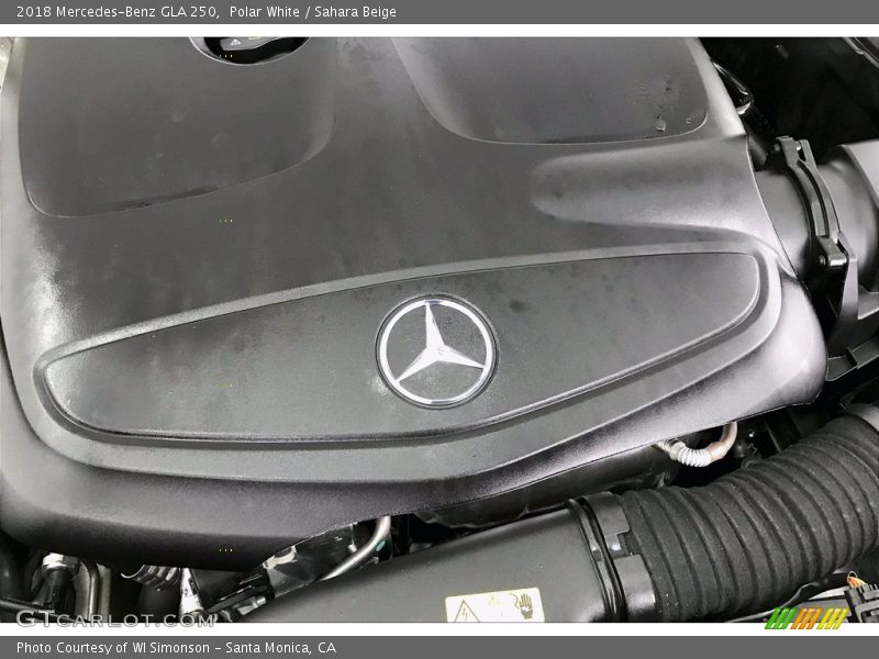 Polar White / Sahara Beige 2018 Mercedes-Benz GLA 250