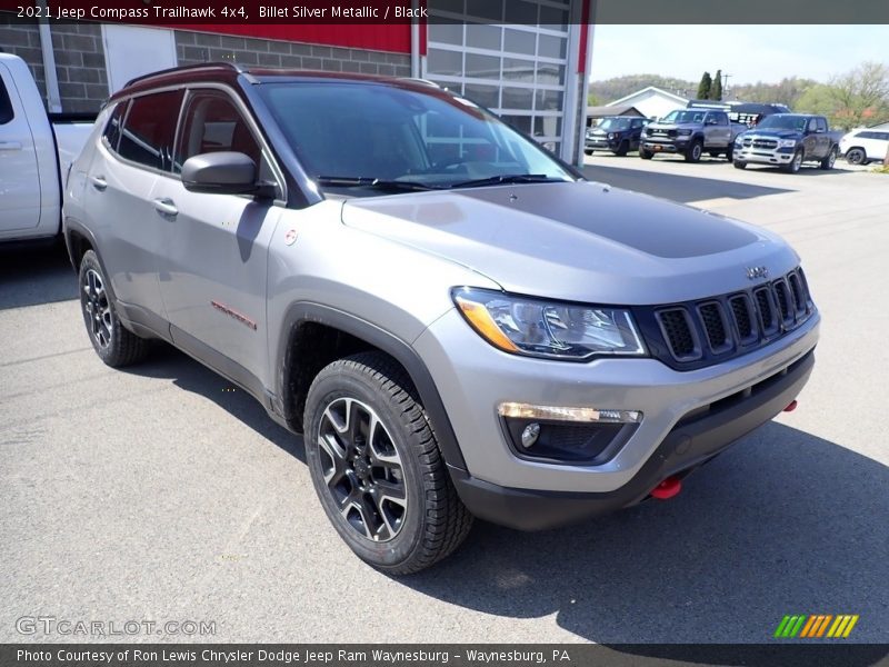 Front 3/4 View of 2021 Compass Trailhawk 4x4