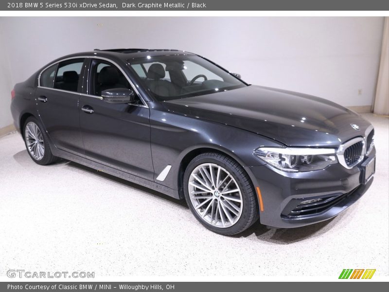 Dark Graphite Metallic / Black 2018 BMW 5 Series 530i xDrive Sedan