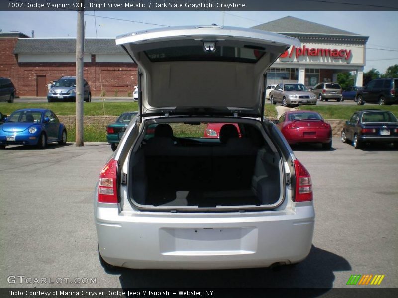 Bright Silver Metallic / Dark Slate Gray/Light Graystone 2007 Dodge Magnum SXT