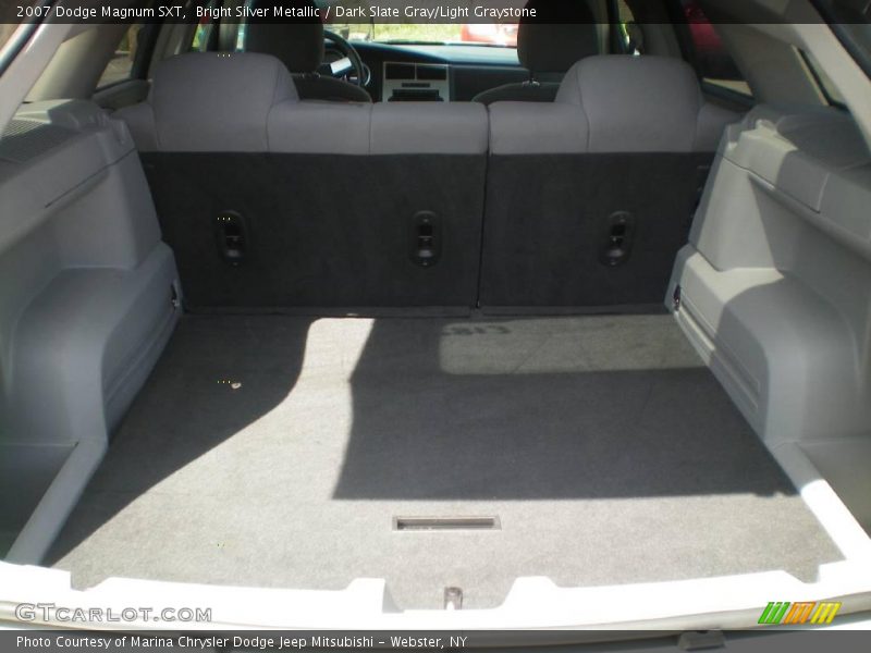 Bright Silver Metallic / Dark Slate Gray/Light Graystone 2007 Dodge Magnum SXT