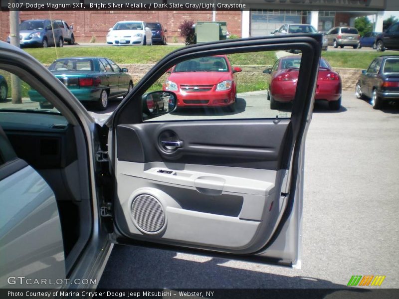 Bright Silver Metallic / Dark Slate Gray/Light Graystone 2007 Dodge Magnum SXT