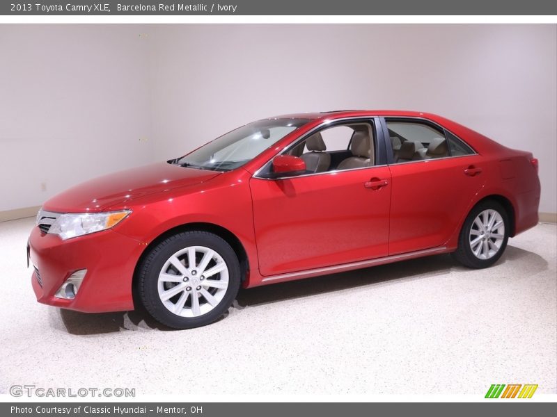 Barcelona Red Metallic / Ivory 2013 Toyota Camry XLE