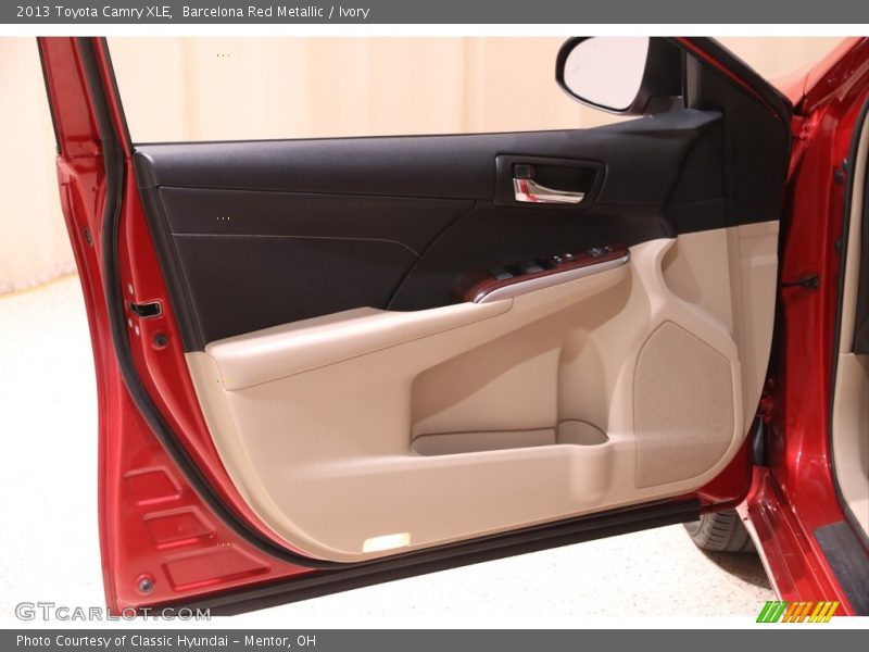 Barcelona Red Metallic / Ivory 2013 Toyota Camry XLE