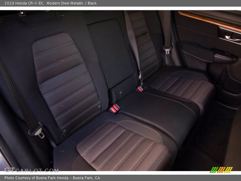 Modern Steel Metallic / Black 2019 Honda CR-V EX