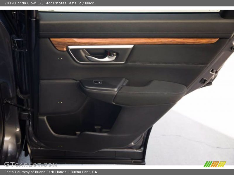 Modern Steel Metallic / Black 2019 Honda CR-V EX