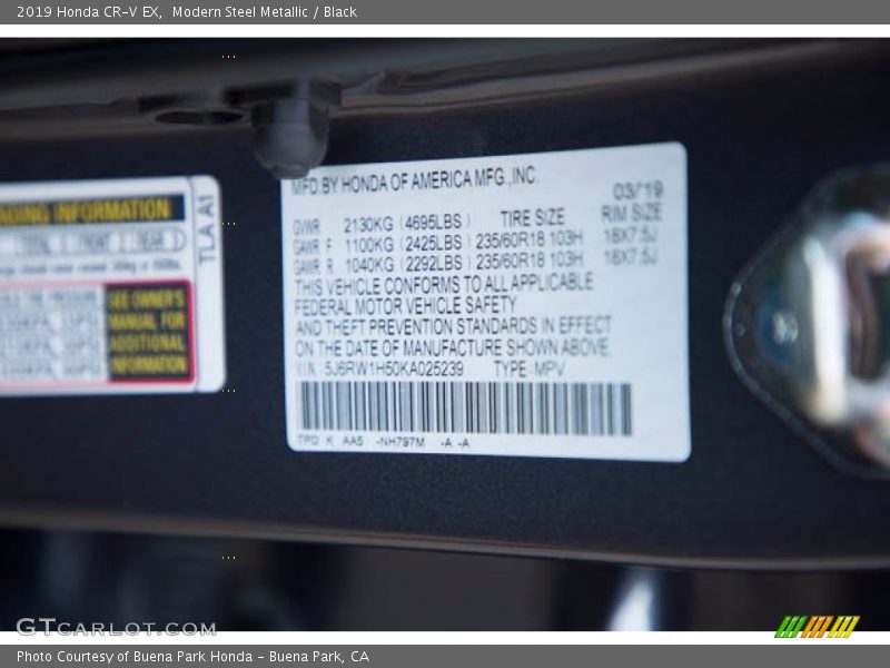 Modern Steel Metallic / Black 2019 Honda CR-V EX