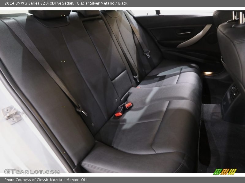 Glacier Silver Metallic / Black 2014 BMW 3 Series 320i xDrive Sedan