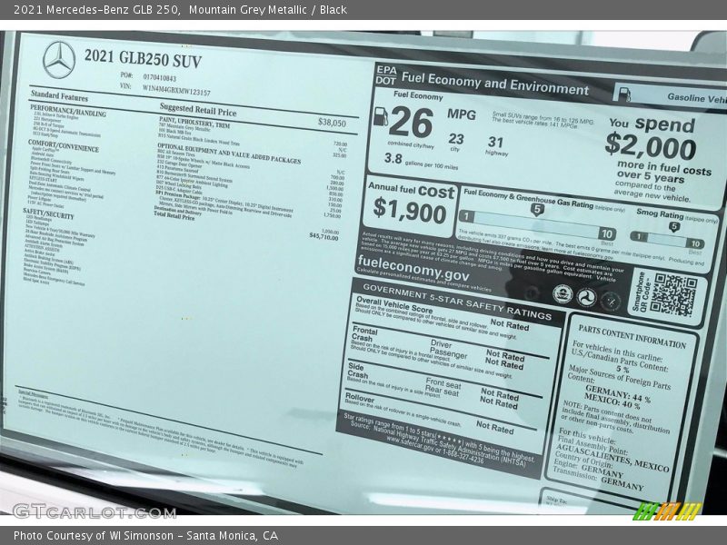 Mountain Grey Metallic / Black 2021 Mercedes-Benz GLB 250