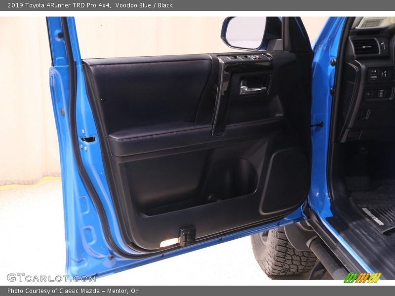 Voodoo Blue / Black 2019 Toyota 4Runner TRD Pro 4x4