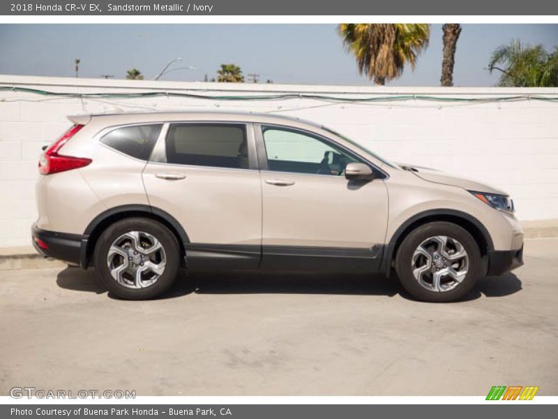 Sandstorm Metallic / Ivory 2018 Honda CR-V EX