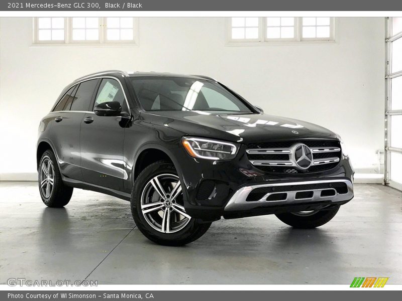 Black / Black 2021 Mercedes-Benz GLC 300