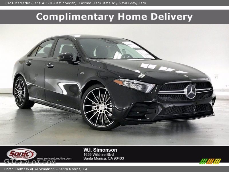 Cosmos Black Metallic / Neva Grey/Black 2021 Mercedes-Benz A 220 4Matic Sedan