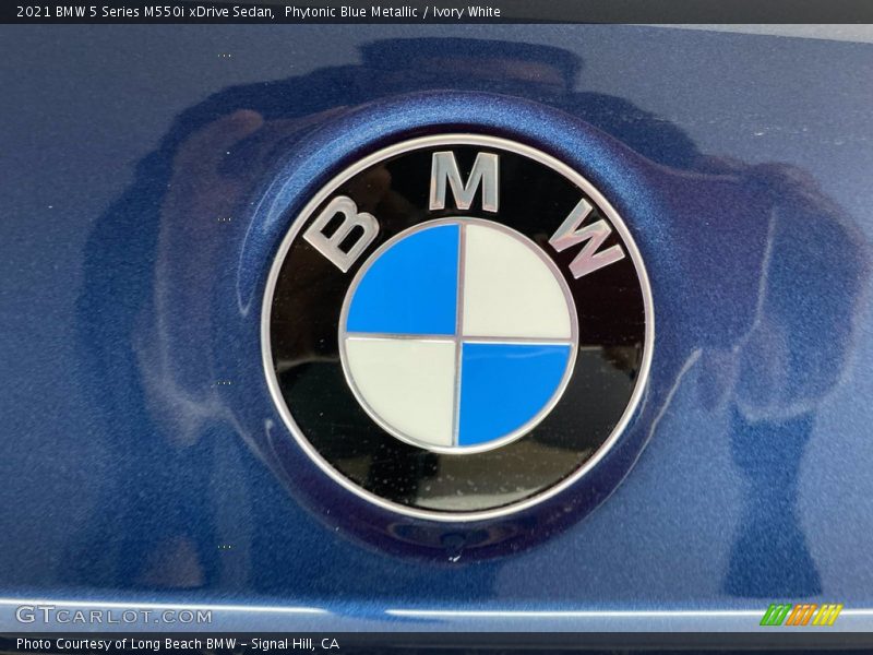 Phytonic Blue Metallic / Ivory White 2021 BMW 5 Series M550i xDrive Sedan