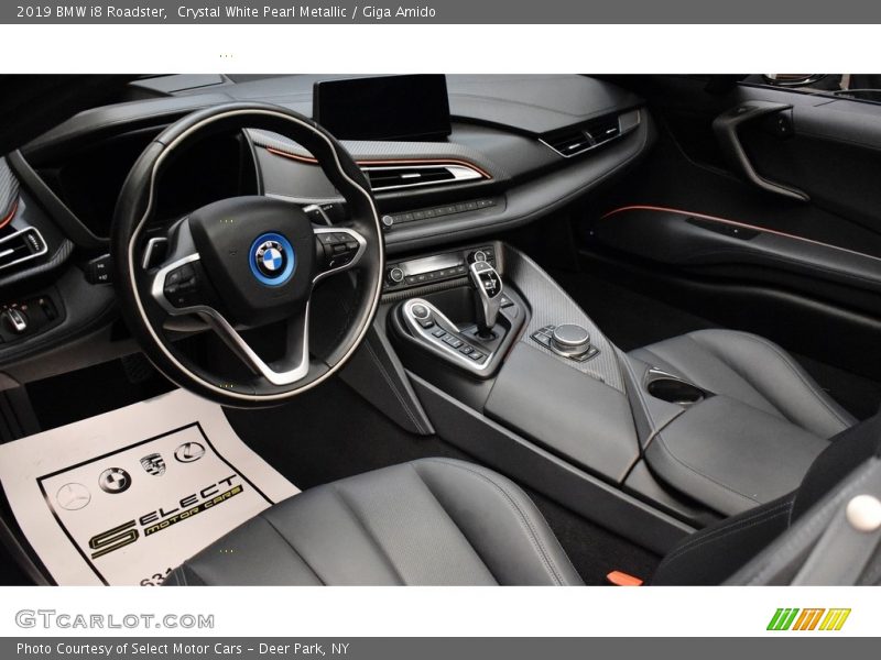 Front Seat of 2019 i8 Roadster