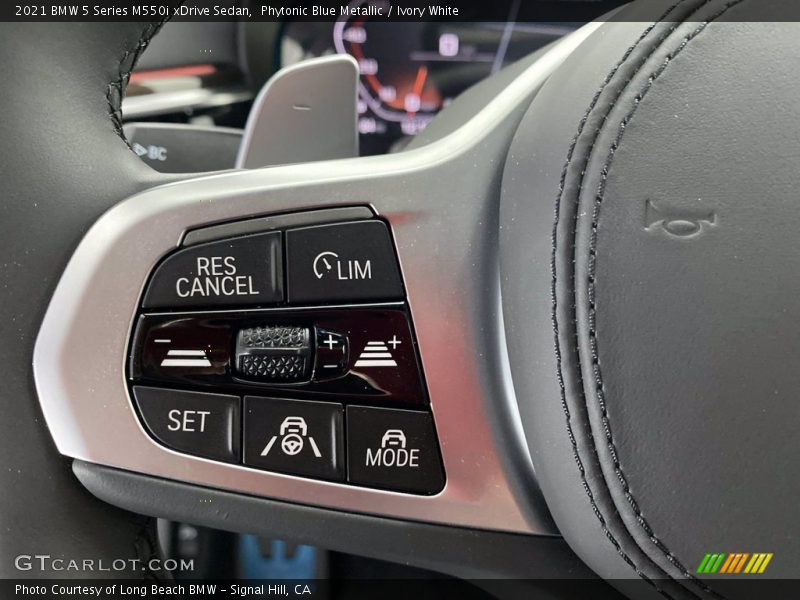  2021 5 Series M550i xDrive Sedan Steering Wheel