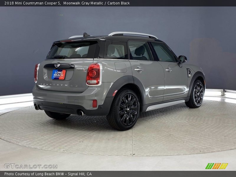 Moonwalk Gray Metallic / Carbon Black 2018 Mini Countryman Cooper S