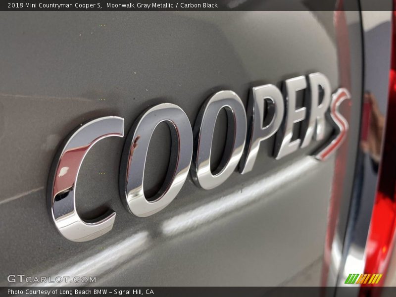 Moonwalk Gray Metallic / Carbon Black 2018 Mini Countryman Cooper S