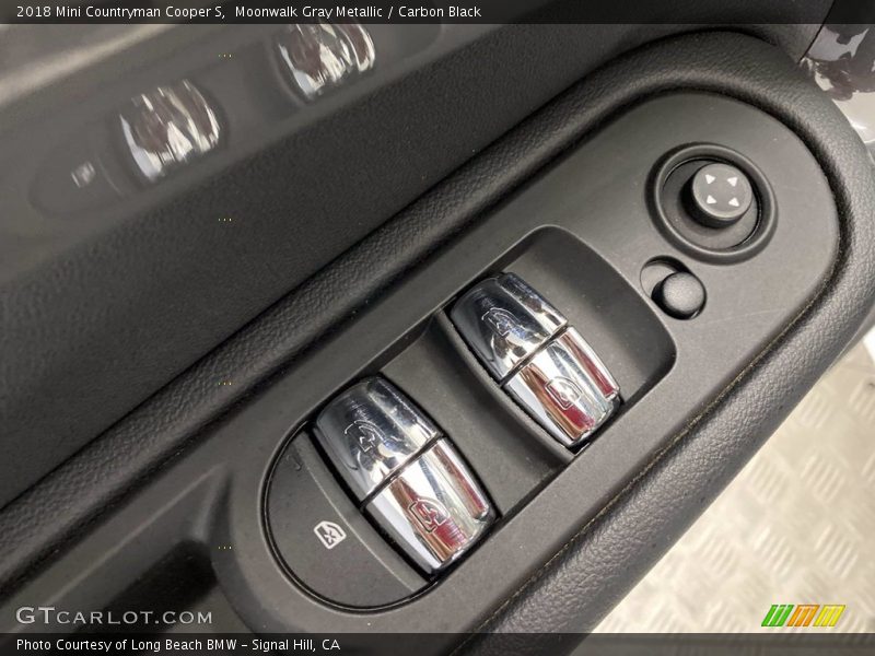 Moonwalk Gray Metallic / Carbon Black 2018 Mini Countryman Cooper S