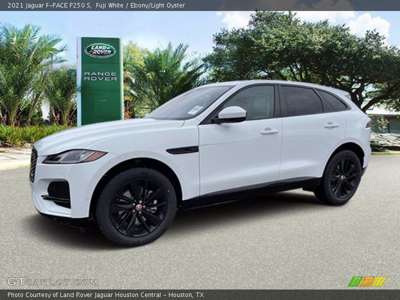 Fuji White / Ebony/Light Oyster 2021 Jaguar F-PACE P250 S