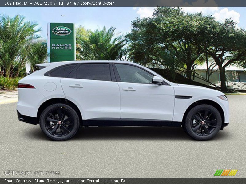 Fuji White / Ebony/Light Oyster 2021 Jaguar F-PACE P250 S