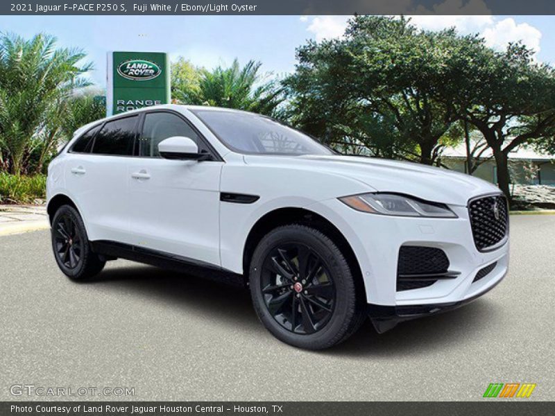 Fuji White / Ebony/Light Oyster 2021 Jaguar F-PACE P250 S