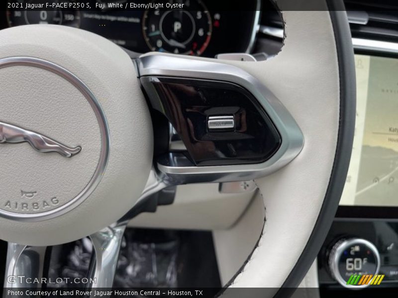Fuji White / Ebony/Light Oyster 2021 Jaguar F-PACE P250 S