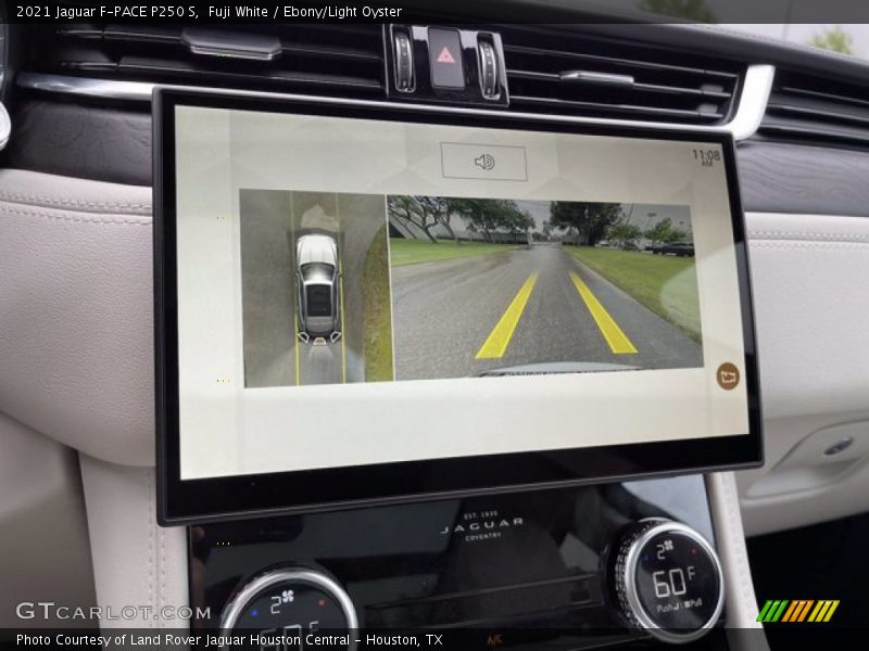 Fuji White / Ebony/Light Oyster 2021 Jaguar F-PACE P250 S