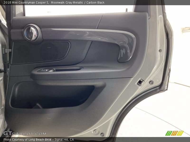 Moonwalk Gray Metallic / Carbon Black 2018 Mini Countryman Cooper S