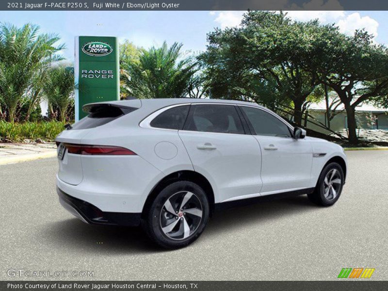 Fuji White / Ebony/Light Oyster 2021 Jaguar F-PACE P250 S