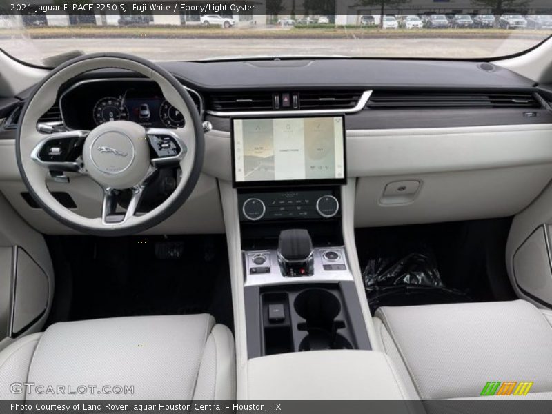 Fuji White / Ebony/Light Oyster 2021 Jaguar F-PACE P250 S