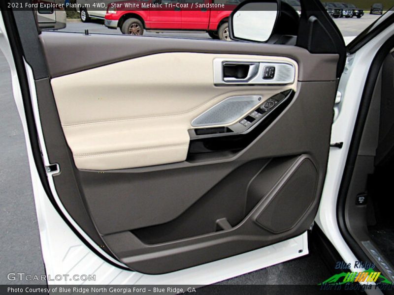 Star White Metallic Tri-Coat / Sandstone 2021 Ford Explorer Platinum 4WD