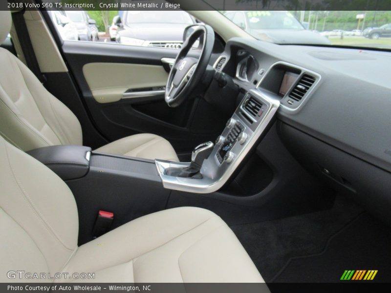 Crystal White Metallic / Beige 2018 Volvo S60 T5 Inscription