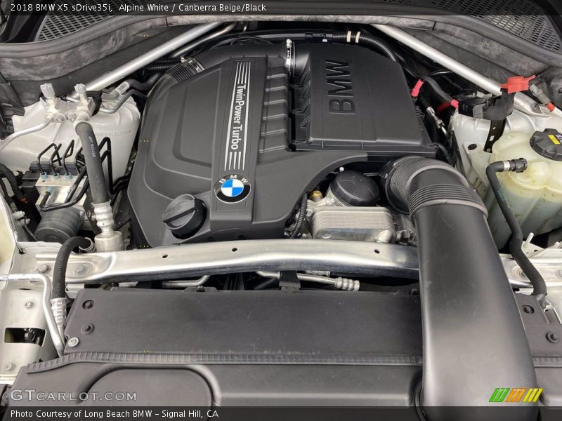 Alpine White / Canberra Beige/Black 2018 BMW X5 sDrive35i